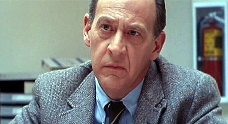 Earl Boen Fotoğrafı