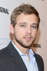 Max Thieriot fotoğrafı
