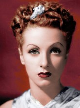 Danielle Darrieux fotoğrafı