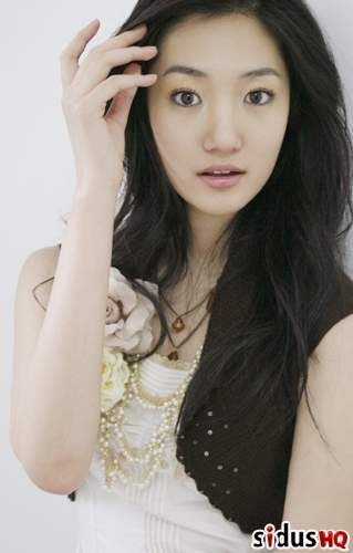 Go Joon-hee Fotoğrafı