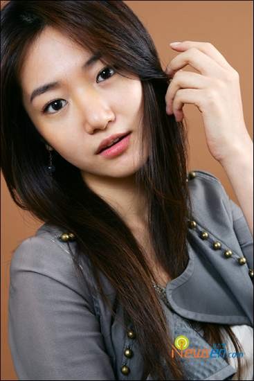 Go Joon-hee Fotoğrafı