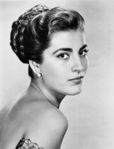 Irene Papas fotoğrafı