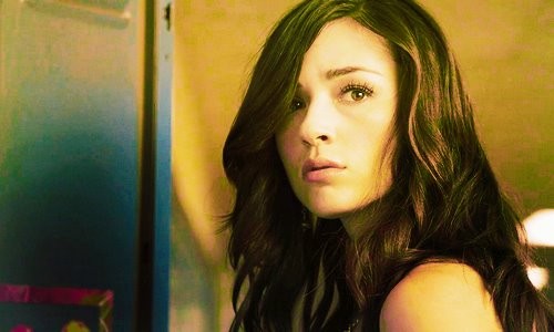 Crystal Reed Fotoğrafı