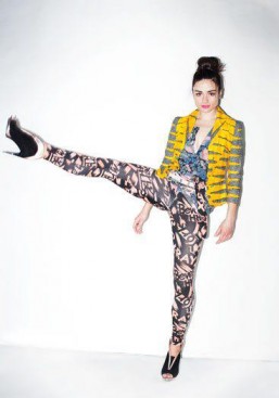 Crystal Reed fotoğrafı