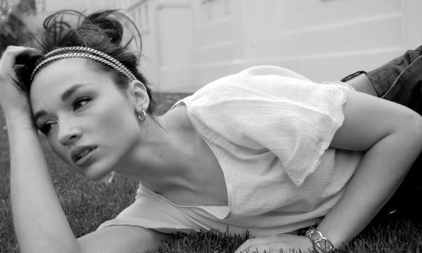 Crystal Reed Fotoğrafı