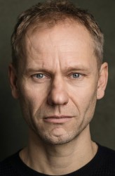 James Hillier fotoğrafı