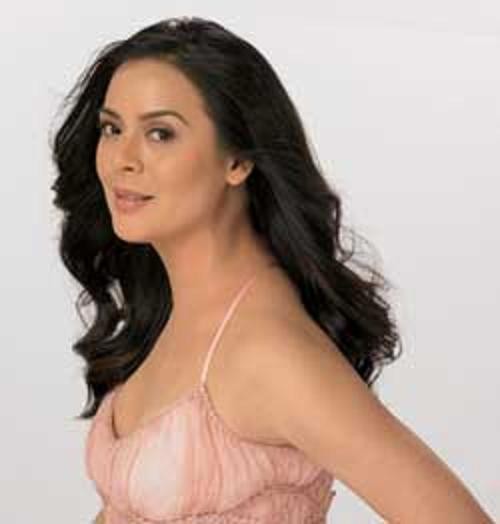 Dawn Zulueta Fotoğrafı