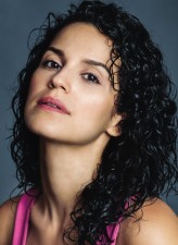 Shirley Rumierk fotoğrafı