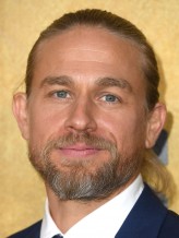 Charlie Hunnam fotoğrafı