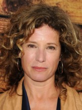 Nancy Travis fotoğrafı