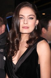 Alexa Davalos fotoğrafı