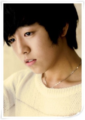 Lee Hyun-woo Fotoğrafı