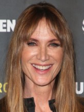 Kelly Lynch fotoğrafı