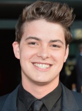 Israel Broussard fotoğrafı