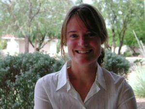 Sara Shepard Fotoğrafı