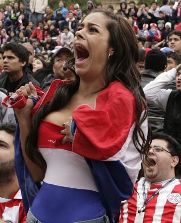 Larissa Riquelme Fotoğrafı