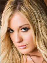 Amy Brooke fotoğrafı