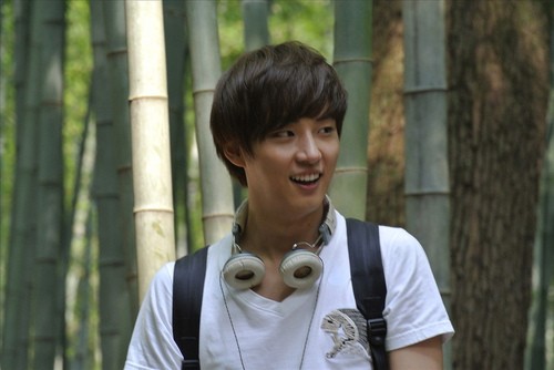 Yoon Si Yoon Fotoğrafı