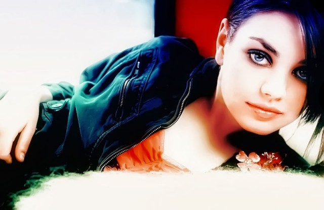 Mila Kunis Fotoğrafı