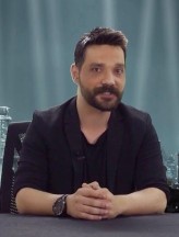 Oğuzhan Uğur fotoğrafı