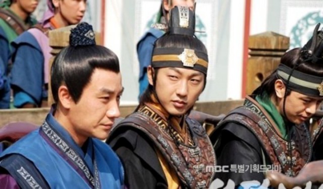 Lee Seung-hyo Fotoğrafı