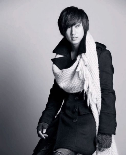 Lee Seung-hyo Fotoğrafı