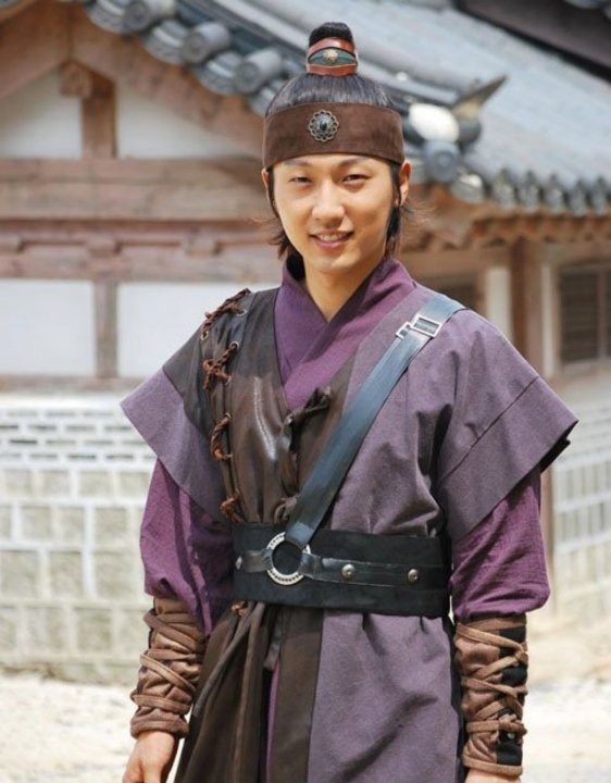 Lee Seung-hyo Fotoğrafı