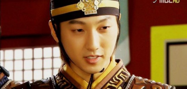 Lee Seung-hyo Fotoğrafı