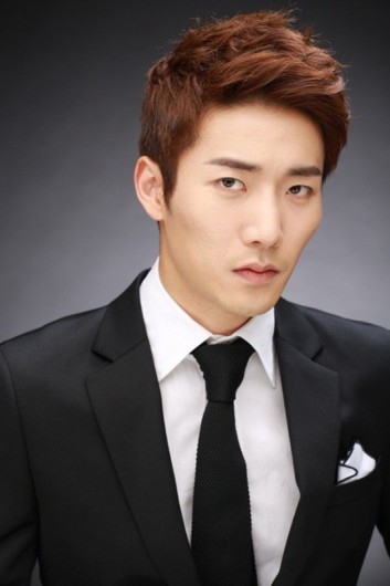 Kang Seo-joon Fotoğrafı