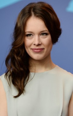 Paula Beer fotoğrafı