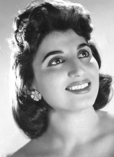 Sezer Sezin fotoğrafı