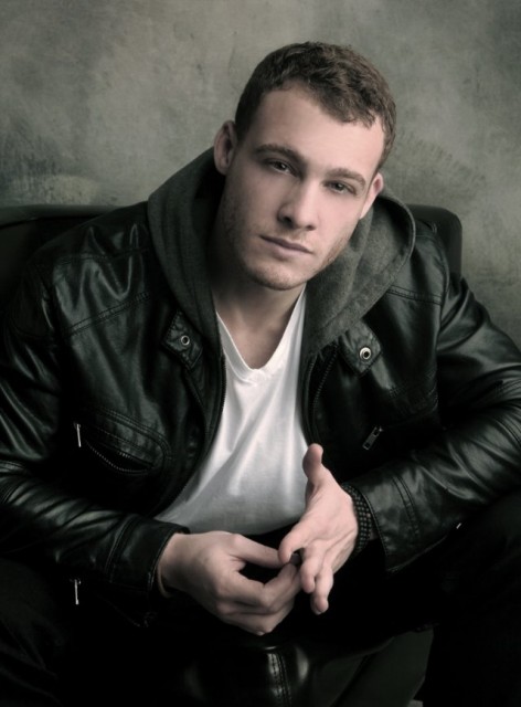 Kerem Bürsin Fotoğrafı