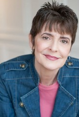 Kimberly Cruchon Brooks fotoğrafı