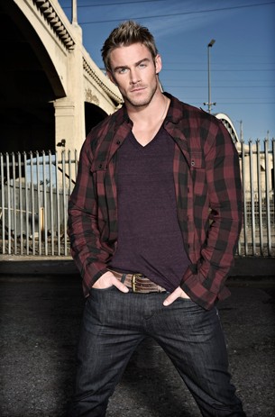 Jessie Pavelka Fotoğrafı