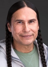 Moses Brings Plenty fotoğrafı