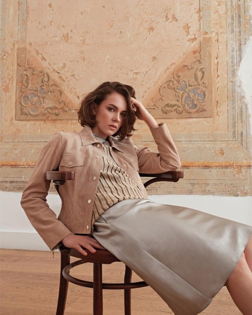 Ece Çeşmioğlu fotoğrafı