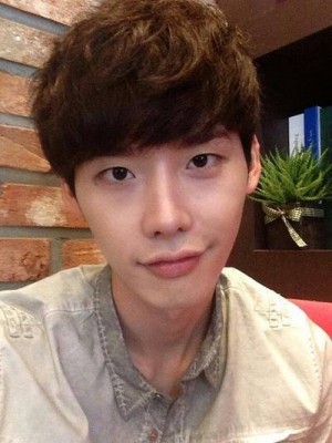 Lee Jong-suk Fotoğrafı