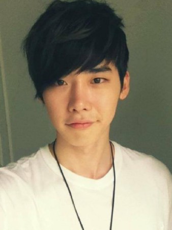 Lee Jong-suk Fotoğrafı
