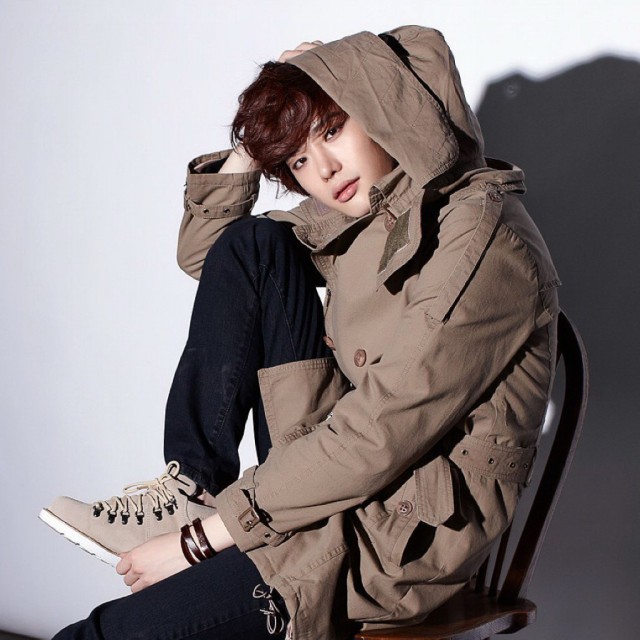 Lee Jong-suk Fotoğrafı