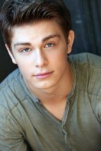 Evan Hofer fotoğrafı