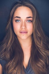 Alice Kremelberg fotoğrafı