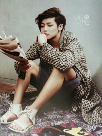 Kang Min-hyuk fotoğrafı