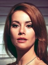 Claudine Auger fotoğrafı