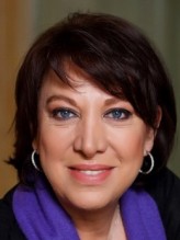 Oya Başar fotoğrafı