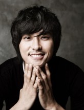 Kim Kwang-min fotoğrafı