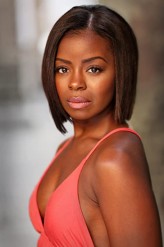 Erica Tazel fotoğrafı