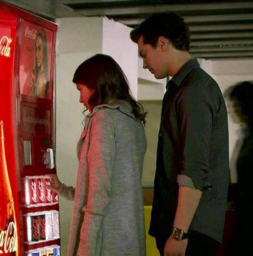 Hazal Kaya Fotoğrafı