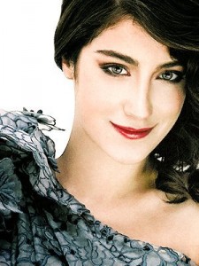 Hazal Kaya Fotoğrafı