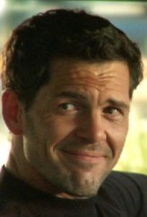 Jake Lyall fotoğrafı