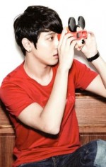 Jung Yong-Hwa Fotoğrafı